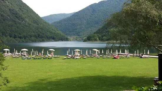 Ferienhaus Lake House Canzo Italien