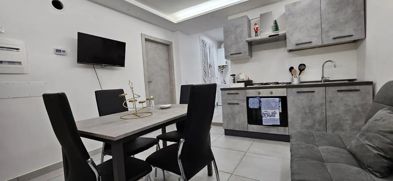 Holiday home Lake House Canzo